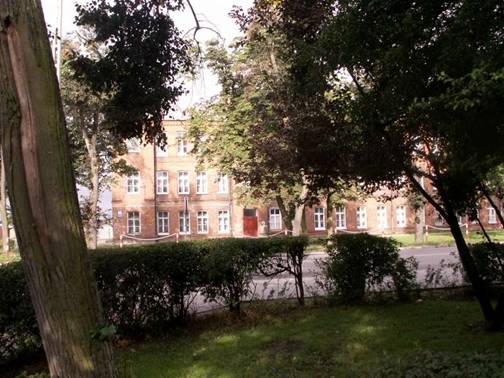 koszary i dom 052