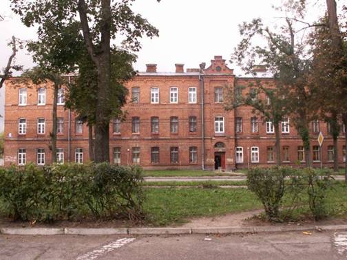 koszary i dom 045
