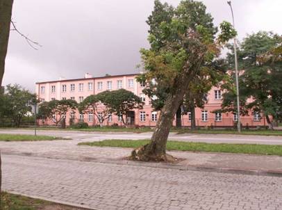 koszary i dom 049