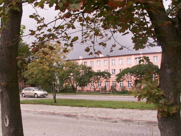 koszary i dom 050